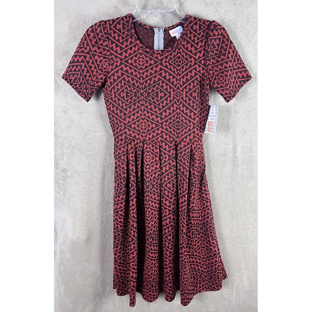 LULAROE Textured Stretch Zig Zag Geo Pleated A-Line Amelia Dress Size XS NWT